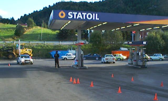 Lpet var sponset av Statoil, og i startgropa sto de fleste biler med full tank.