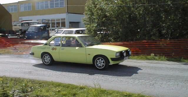 Eivind Løland og Jan Erik Helle kjempet mot hverandre. Eivind knep seg rett foran Jan Erik. De havnet på 3 og 4 plass (av 12).