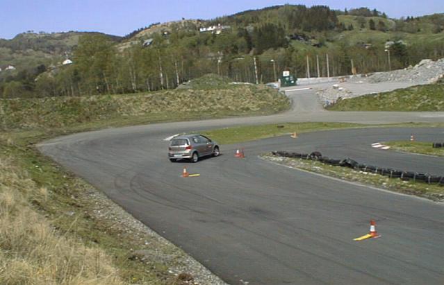 Lypen passet bedre til Yaris T-Sport i dag, da det var litt lengre strekk, og ikke for mange krappe svinger. Men jeg mtte ogs se meg sltt av Miniene, og havnet p 3/11 plass.