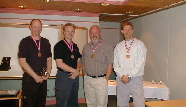 4 bergensere tok med seg 4/6 premier. Bra fangst. Norgesmester i klasse 1; Jan Erik Gausereide - nr. 2 fra høyre.